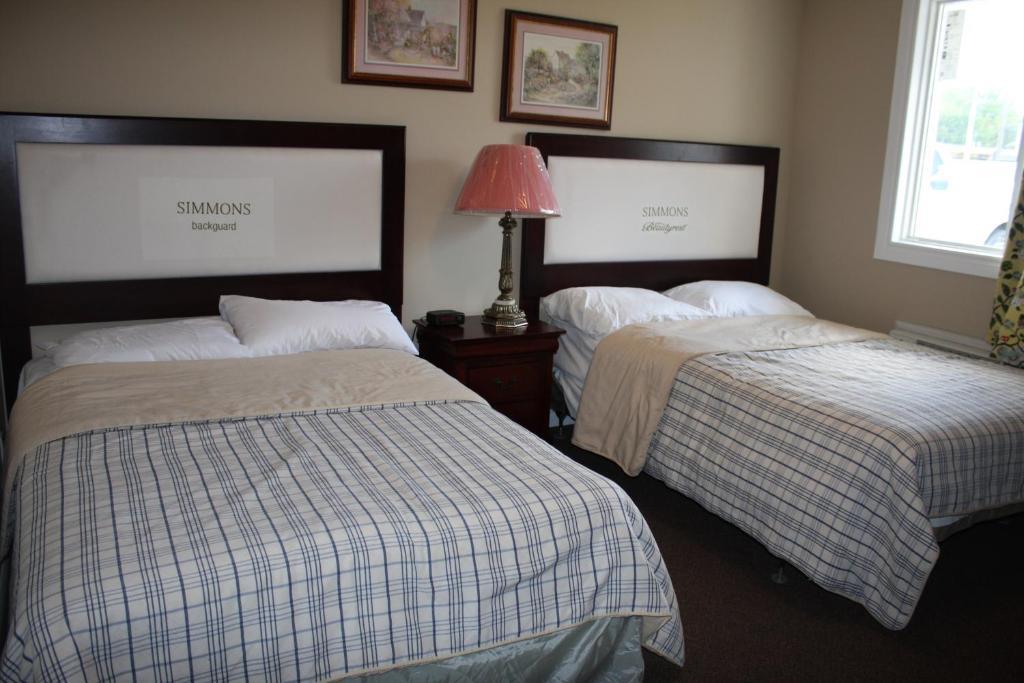 Kent Motel Chatham-Kent Номер фото
